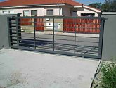 Brána -Alžbetin dvor BA